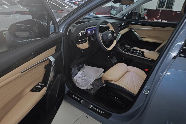 Used Geely Auto FX11 2023 2.0TD DCT Flagship Version
