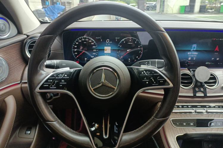 Used Mercedes-Benz E-Class 2021 E 300 L Luxury Model Steering Wheel