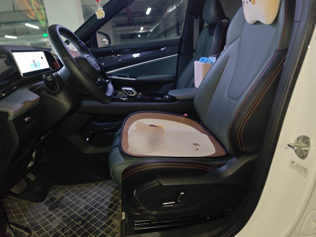 Geely Auto Emgrand X7 Sport 2024 1.5TD Smart Connect+ — снимка 15