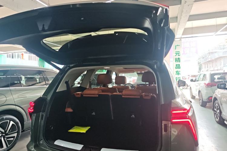 Used Wey Lanshan 2025 Four-Wheel Drive Ultra Trunk