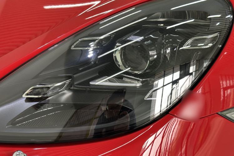 Used Porsche 718 2020 Cayman 2.0T Exterior 10