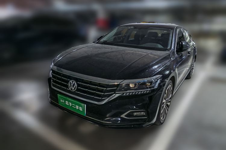 Used Volkswagen Passat 2020 330TSI Luxury Edition China VI