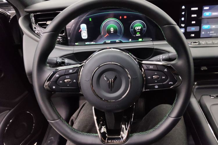 Used VOYAH FREE 2025 318 318 km Rear-Drive Touring Edition Steering Wheel