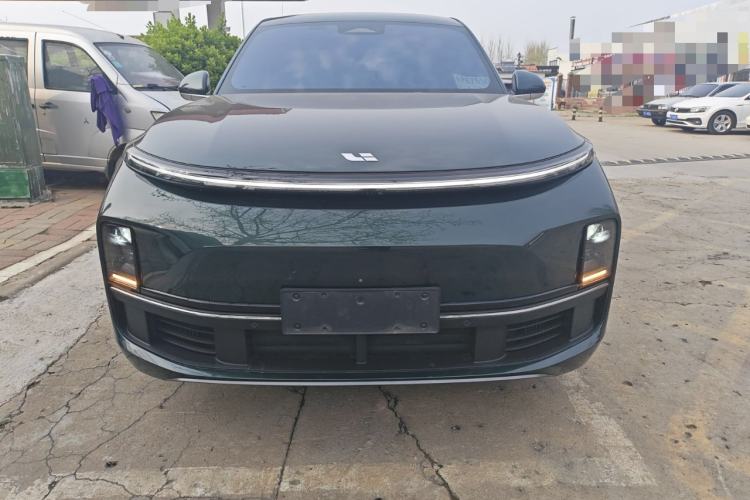 Used Li Auto L8 2023 Pro Model
