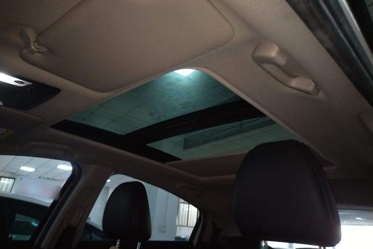 Used Honda Vezel 2020 1.5L CVT Pioneer Edition
