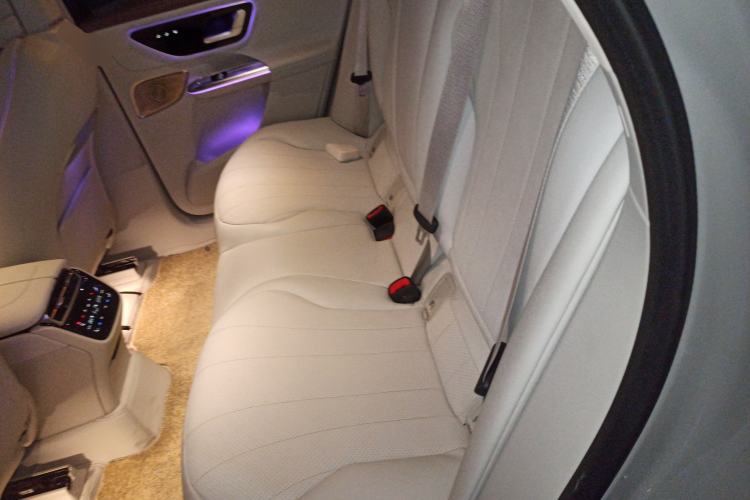 Used Mercedes-Benz EQE SUV 2024 500 4MATIC Flagship Edition Left Rear Seat