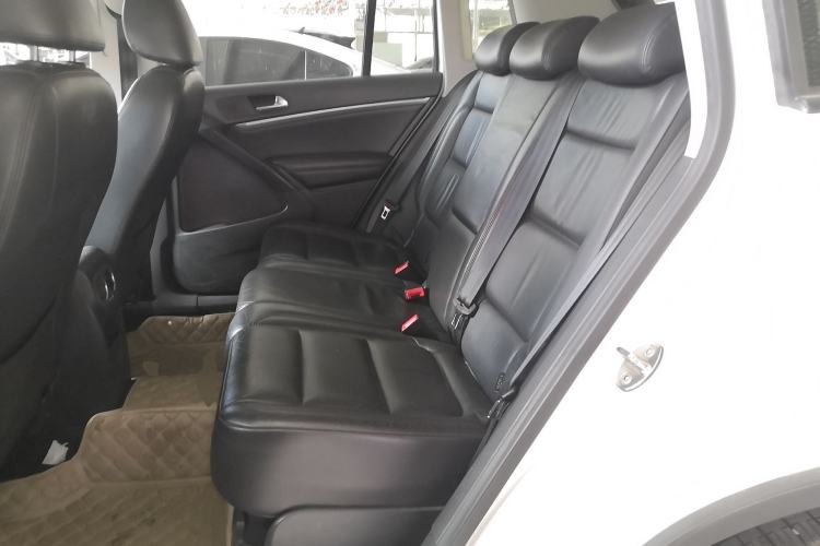 Used Volkswagen Tiguan 2015 1.8TSI Automatic Two-Wheel Drive Comfort Edition Left Rear Seat