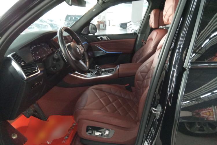 Used BMW X5 2022 Restyled xDrive 40Li M Sport Package
