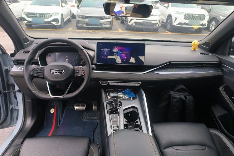 Used Geely Auto Preface 2021 2.0TD Space-Time Edition Hao Yue Center Console