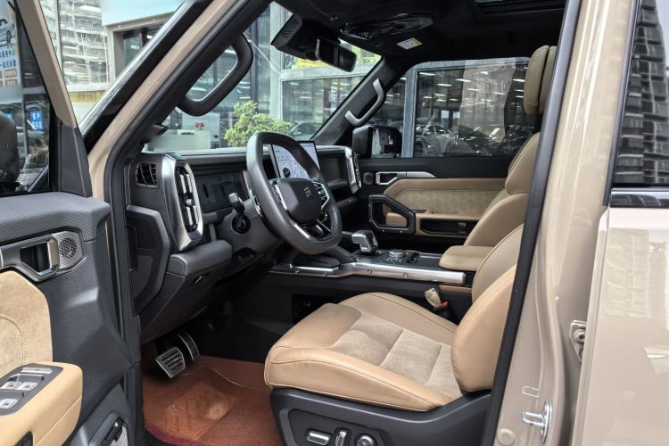 Used JETOUR Traveler 2023 2.0T All-Wheel Drive CrossPRO+
