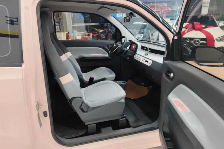 Used Wuling Hongguang MINIEV 2021 Macaron Premium Model – Lithium Iron Phosphate