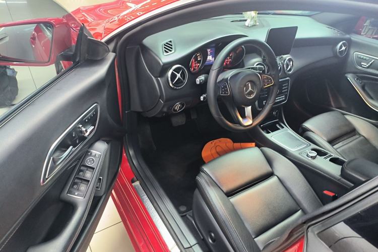 Used Mercedes-Benz CLA 2018 CLA 200 Style Edition
