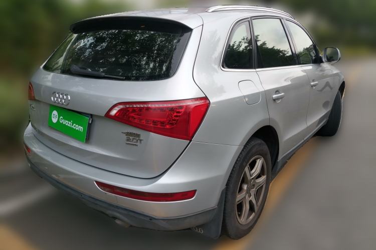 Used Audi Q5 2010 2.0TFSI Comfort Version Rear Right 45 Deg