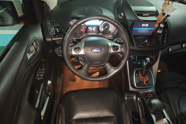 Used Ford Kuga 2015 1.5L GTDi Four-Wheel-Drive Elite Model Steering Wheel