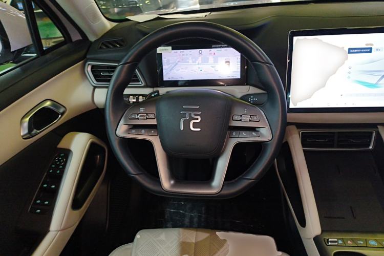 Used BYD Yuan UP 2025 Intelligent Driving Version 401 km Leading Edition