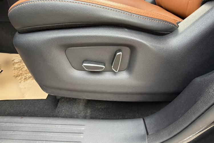 Used Oshan CX70 2017 Facelifted CX70T 1.5T Automatic Zunqing Edition