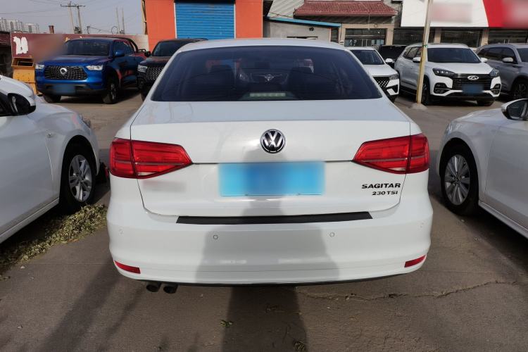 Used Volkswagen Sagitar 2016 230TSI 25th Anniversary Edition
