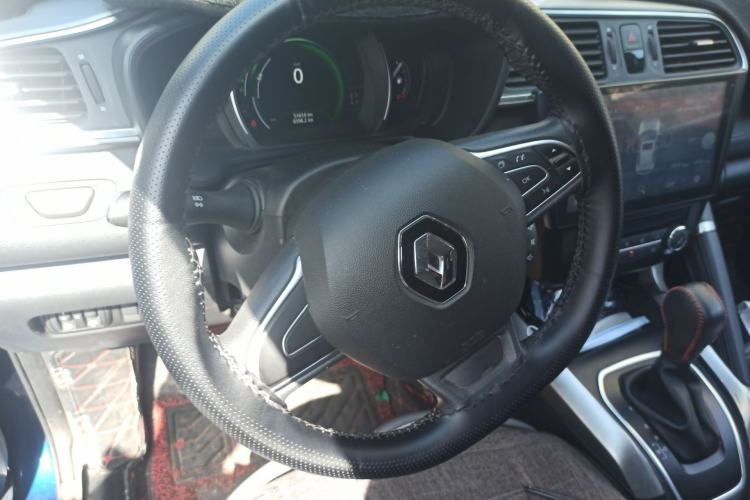 Used Renault Kadjar 2017 2.0L Two-Wheel Drive Fashion Edition
