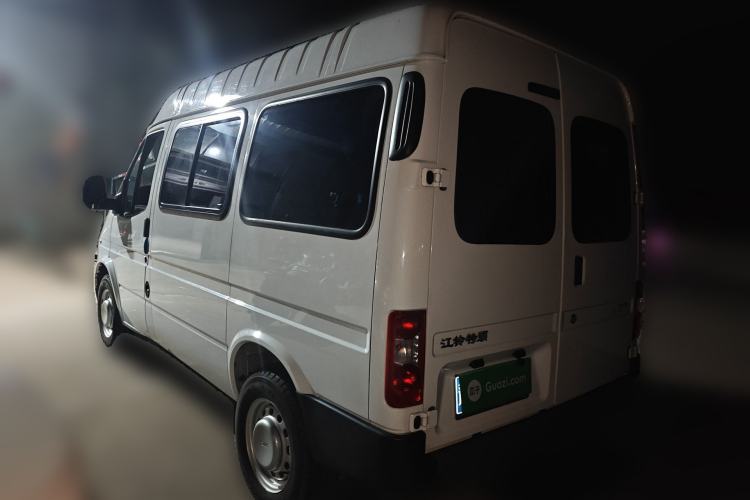 Used JMC Transit 2019 2.8T Commercial Version Short Wheelbase Mid-Roof 6-Seater China VI JX493