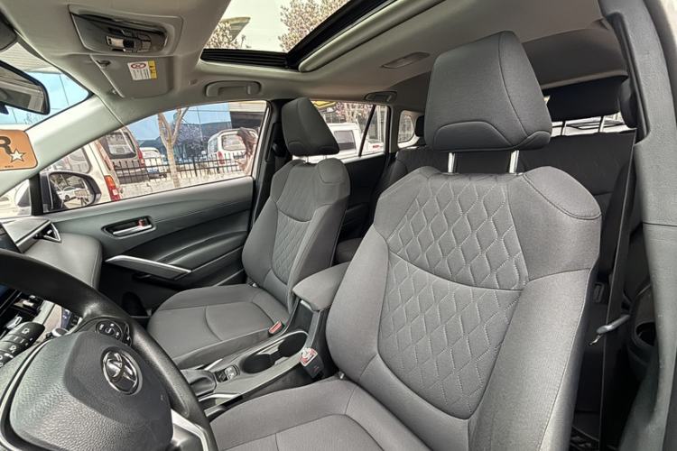 Used Toyota Corolla Cross 2022 2.0L Luxury Edition Interior 2