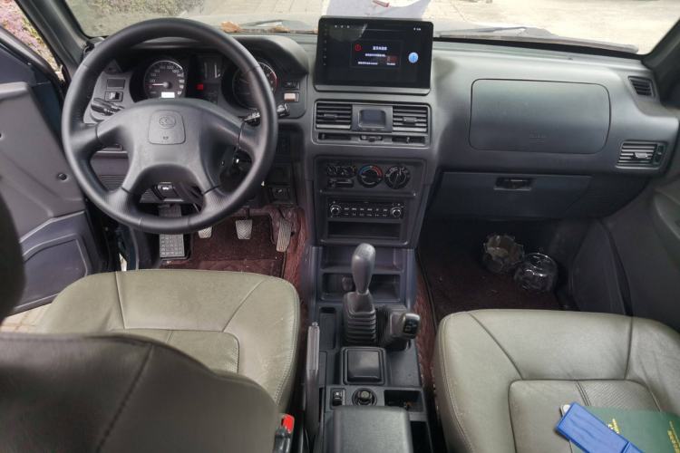 Used Leopaard Heijingang 2009 2.4L Manual Transmission 4x4 China Stage III