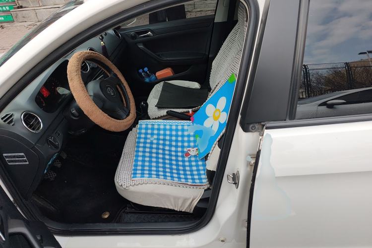 Used Volkswagen Jetta 2015 1.4L Manual Fashion Model