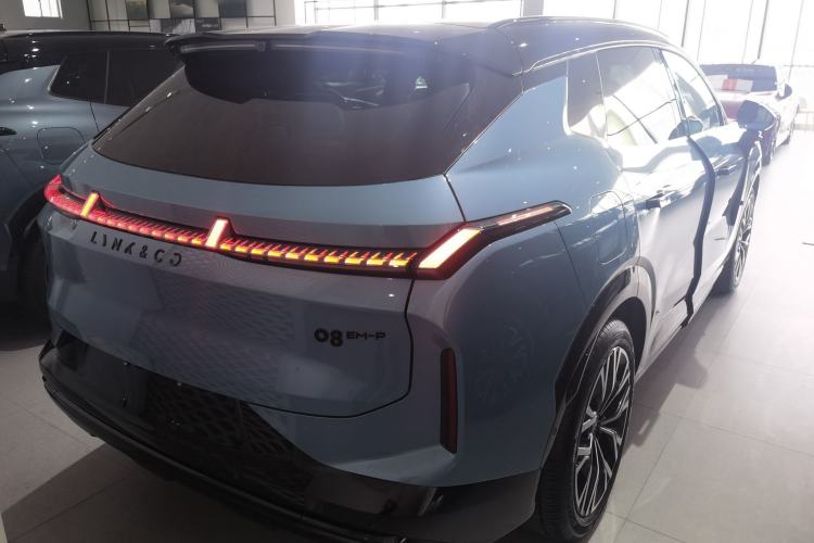 Used Lynk & Co 08 EM-P 2026 Model 210 Four-Wheel Drive Performance Ultra H7