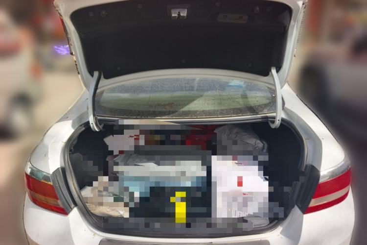 Used Buick GT 2012 GT 1.6L Manual Entry-Level Model Trunk