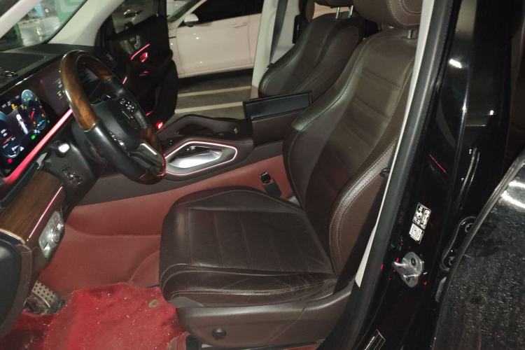 Used Mercedes-Benz GLS 2021 Facelift GLS 450 4MATIC Luxury Edition Left Front Seat