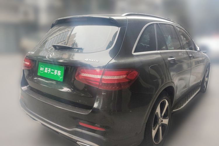 Used Mercedes-Benz GLC 2018 GLC 260 4MATIC Luxury Model Rear Right 45 Deg
