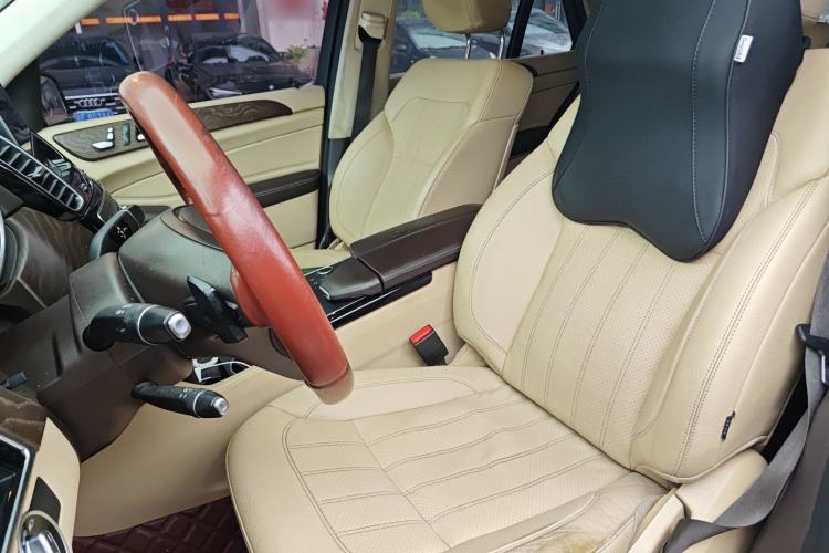 Used Mercedes-Benz GLE  Left Front Seat