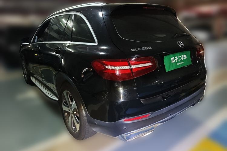 Used Mercedes-Benz GLC 2016 GLC 260 4MATIC Luxury Model