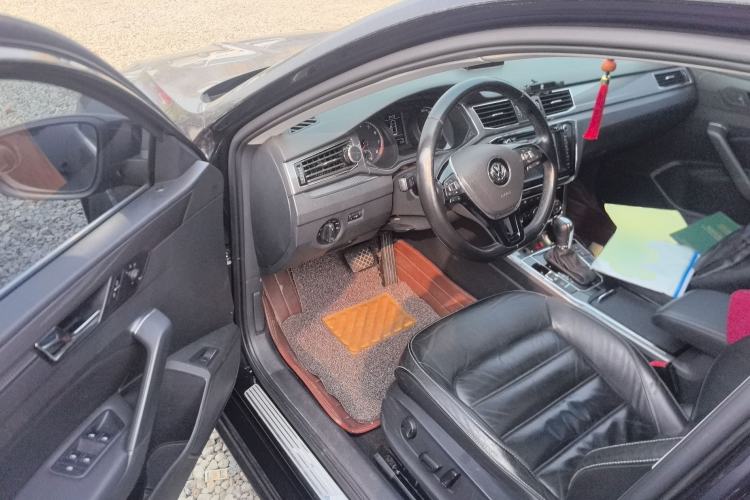 Used Volkswagen Passat 2016 330TSI DSG Luxury Edition