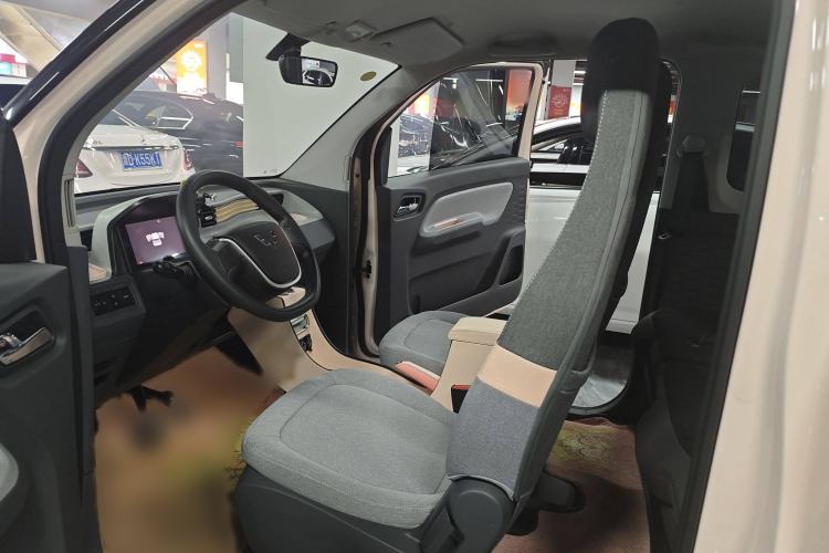 Used Wuling Hongguang MINIEV 2022 Macaron Premium Model – Lithium Iron Phosphate