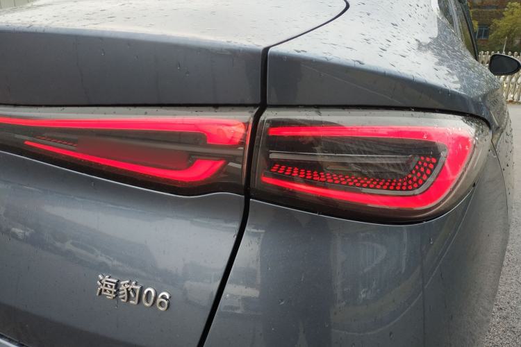 Used BYD Seal 06 New Energy 2024 DM-i 80KM Luxury Model

