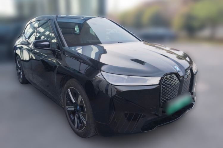 Used BMW iX 2022 xDrive40 Front Right 45 Deg