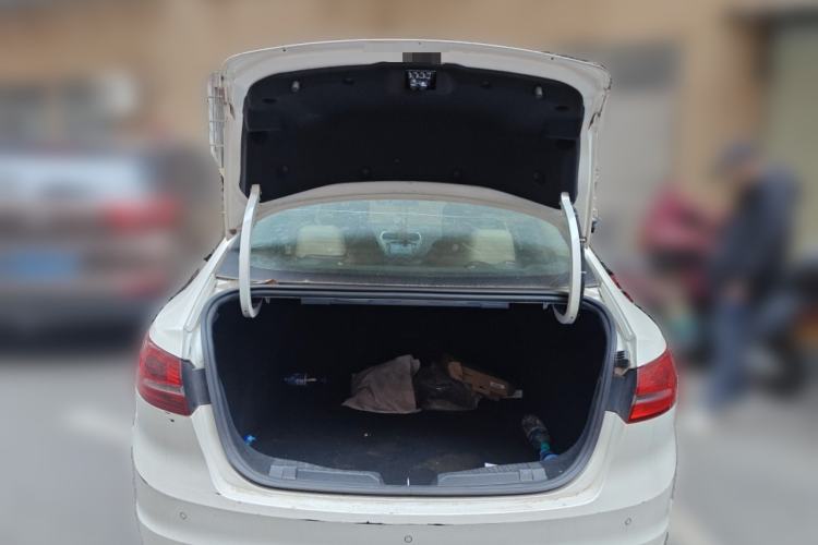 Used Ford Escort 2015 1.5L Manual Fashion Edition