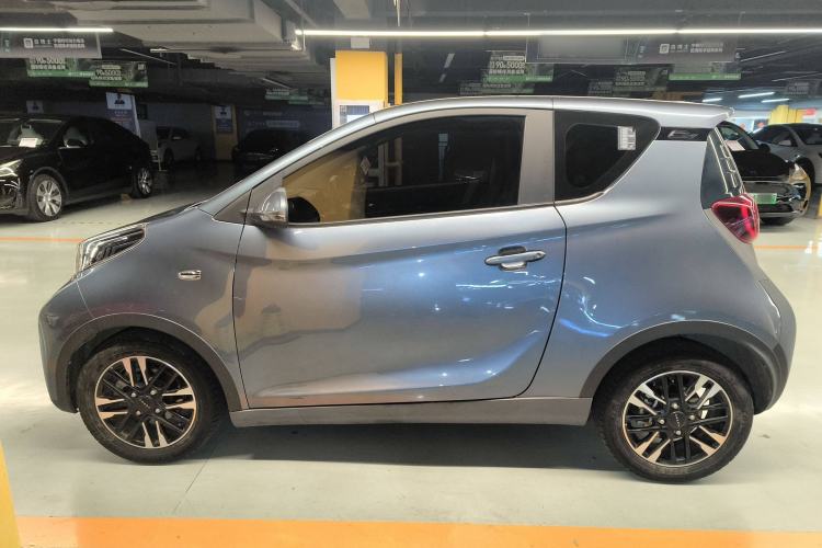 Used Chery New Energy Little Ant 2022 Revised Version Sweet Pink Edition Half-Sugar Version Lithium Iron Phosphate 30.7 kWh 30 kW 301 km