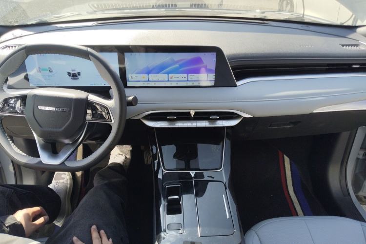 Used Venucia V DD-i 2025 Orca 150km Joyful Journey Edition
