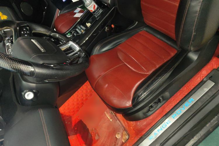 Used Land Rover Range Evoque 2018 240 PS HSE DYNAMIC Convertible Left Front Seat