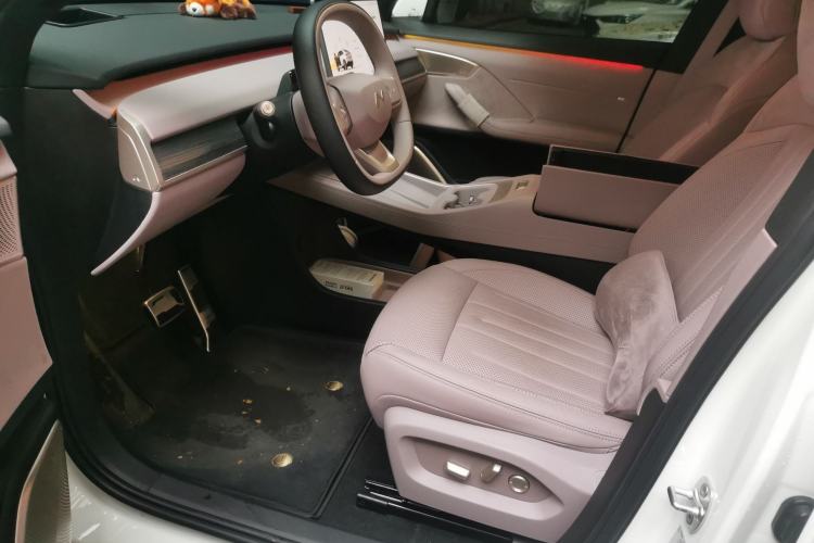 Used ONVO L60 2025 Model—60 kWh Rear-Wheel-Drive Version