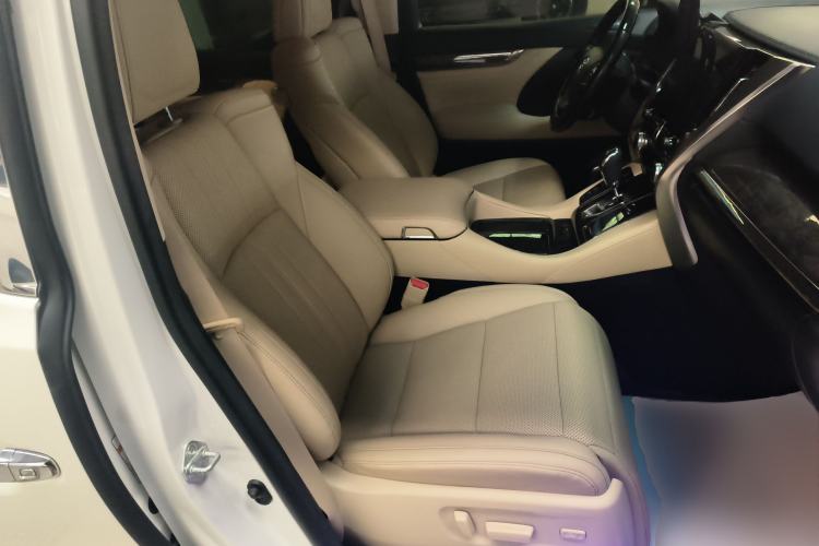 Used Toyota Alphard 2020 Dual-Engine 2.5L Prestige Edition
