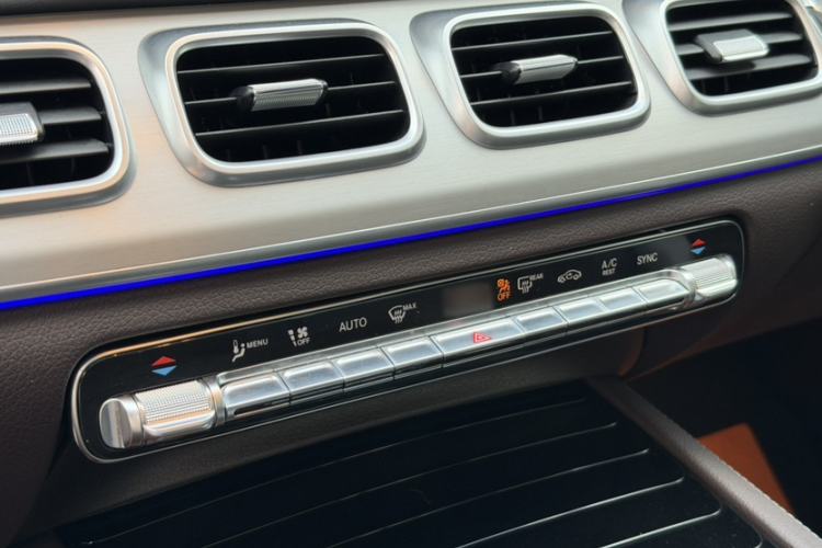 Used Mercedes-Benz GLS 2021 GLS 400 4MATIC Interior 7