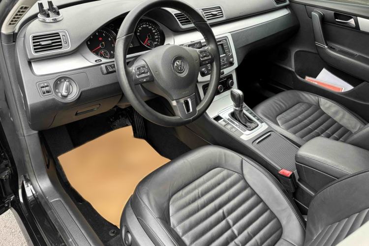 Used Volkswagen Magotan 2013 1.8TSI Premier Model