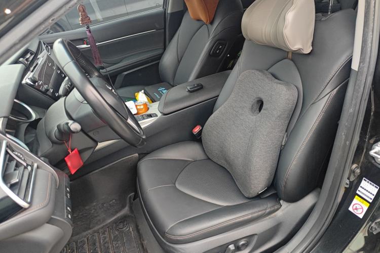 Used Toyota Camry 2018 Dual-Engine 2.5 HG Luxury Edition Left Front Seat