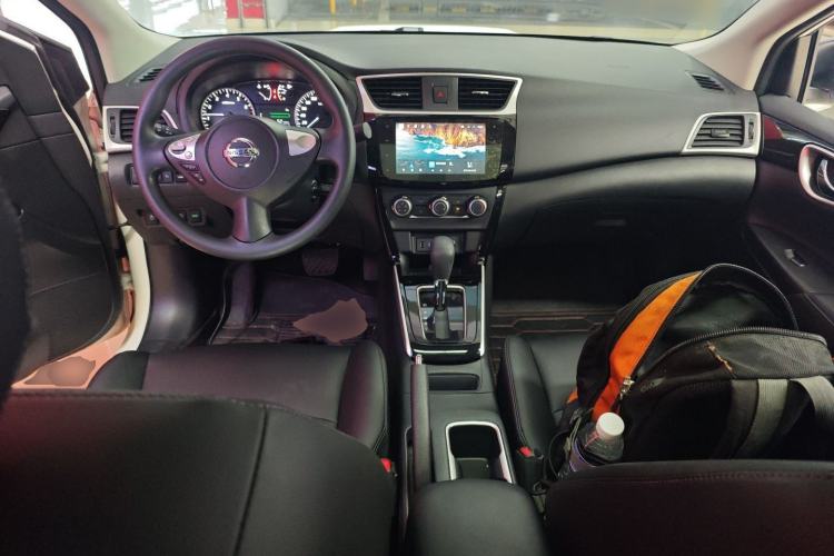 Used Nissan Sylphy 2022 Classic 1.6XL CVT Luxury Edition Center Console