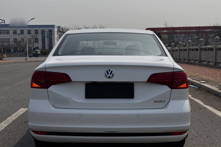 Used Volkswagen Bora 2017 1.6L Automatic Comfort Model Exterior 6