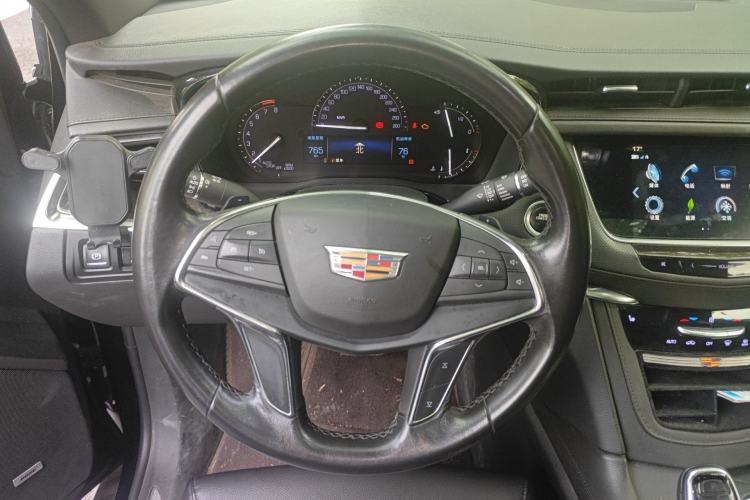 Used Cadillac XT5 2018 28E Four-Wheel Drive Tech Version Steering Wheel