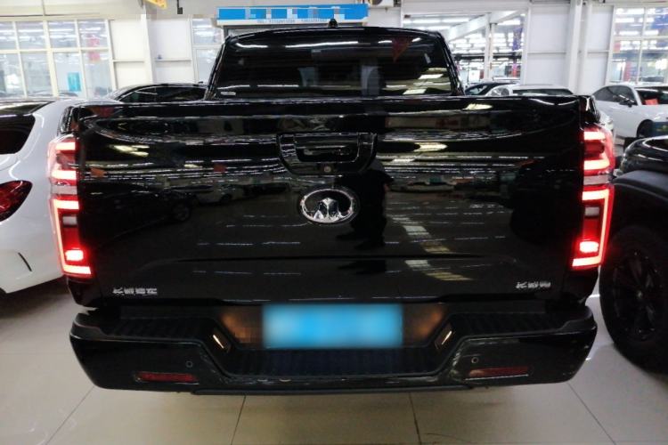 Used Great Wall Poer 2023 2.0T Passenger Version Automatic Diesel 4x4 Comfort Trim – GW4D20M