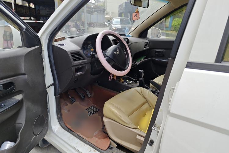 Used Wuling Hongguang 2016 1.5L Restyled S Comfort Version
